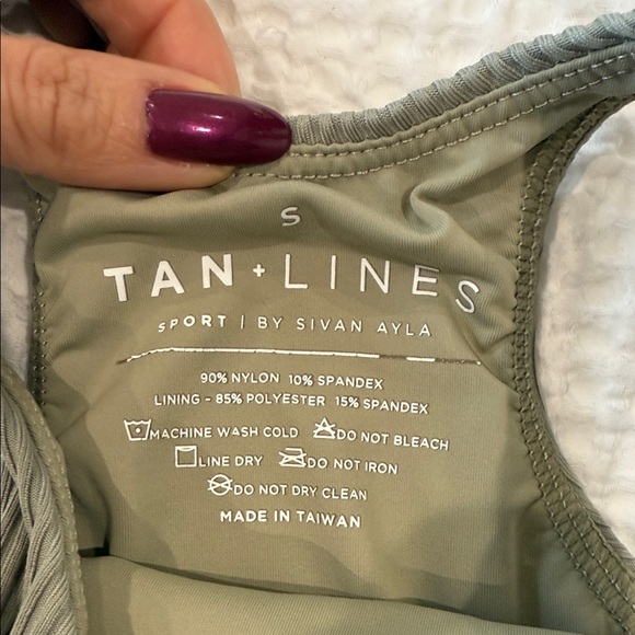 Tan + Lines Ribbed Sports Bra - Picture 2 of 5